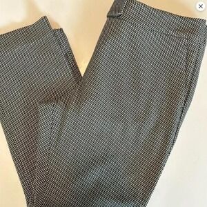 Ann Taylor Factory Women Signature Micro Dots Pattern Crop pants, size 10P